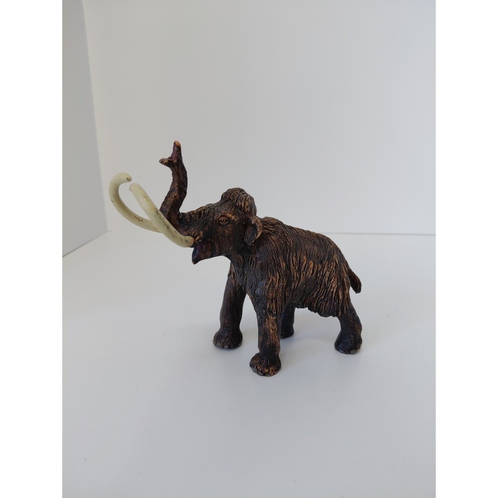 Safari Ltd. Woolly Mammoth Figurine - Detailed 5.5" Prehistoric Figure